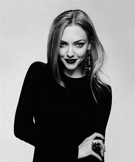 how to be parisian wherever you are classic amanda seyfried belleza de mujer actrices