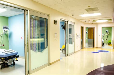 medical center  aurora opens  pediatric emergency rooms yourhub