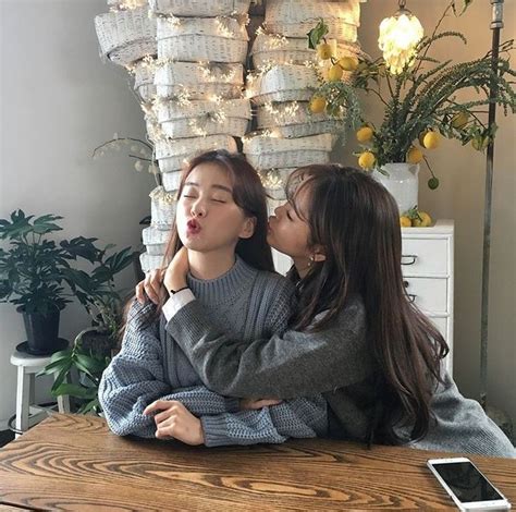 ☘— Cнαsαкυяα —☘ Korean Best Friends Cute Lesbian Couples Girl Couple