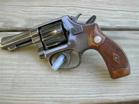 show    frame revolvers