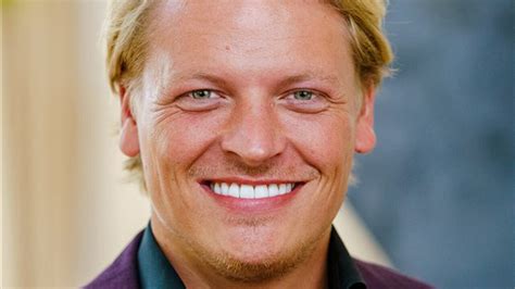 nederlandse zangers hebben de meest witte tanden