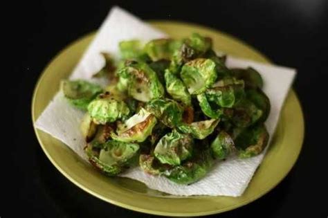 brussle sprout chips yum brussel sprout chips baked brussel sprouts brussels sprouts