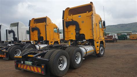 freightliner isx double axle truck tractor trucks  sale