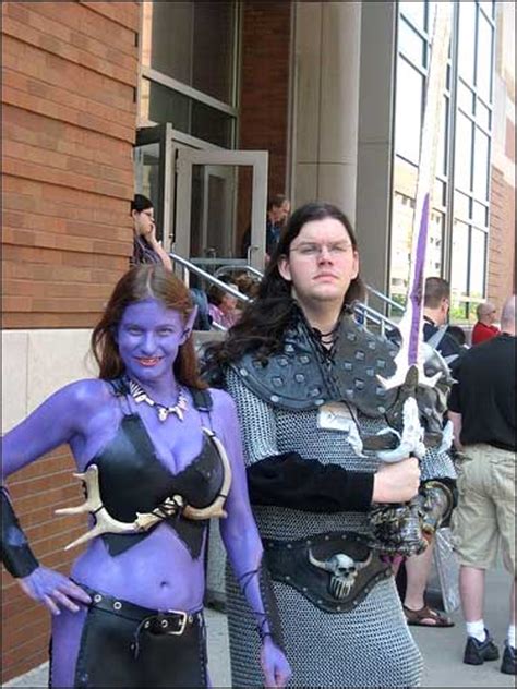 a collection of wow cosplay girls that would make me turn dork