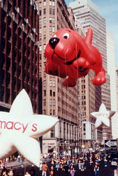 vintage photos of macy s thanksgiving day parade balloons