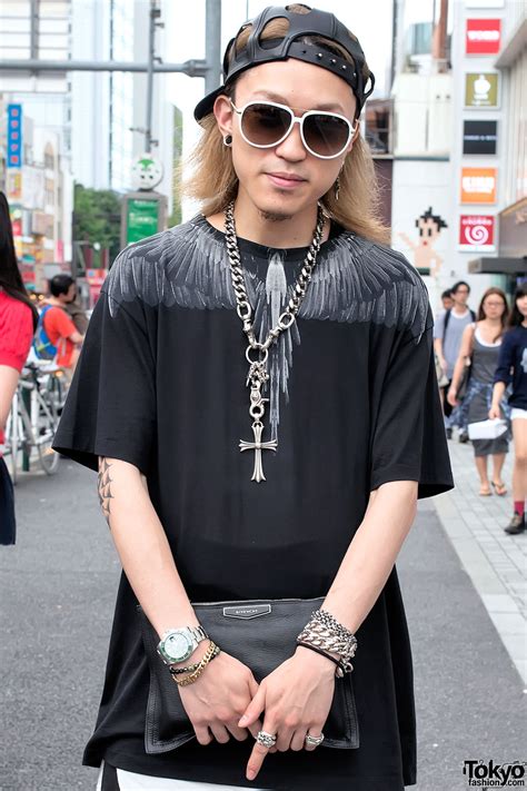 marcelo burlon chrome hearts necklace tokyo fashion news