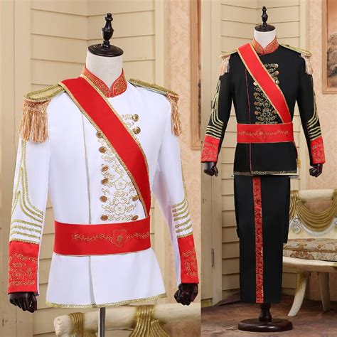 british royal guard costume queens guard uniform prince william royal