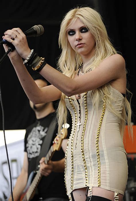 The Pretty Reckless Photos From Warped Tour Rolling Stone