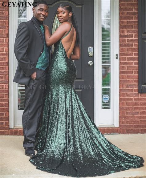 sexy v neck backless mermaid emerald green prom dresses with straps