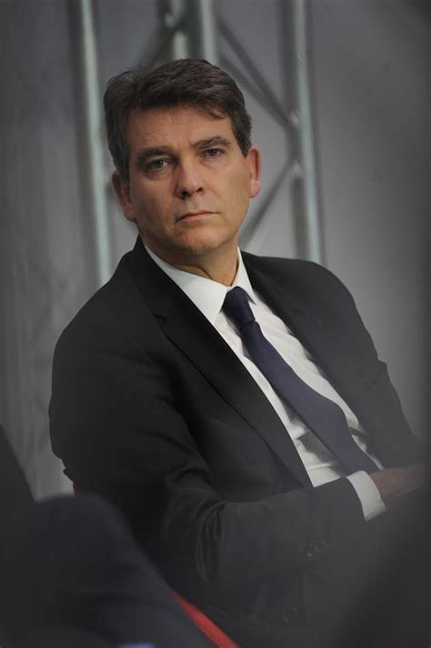 quand arnaud montebourg joue les mannequins pour défendre closer