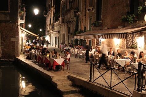 romantic restaurants  venice italy