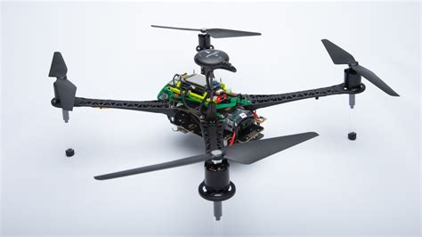 qualcomm stellt flight rb  ai drohnenplattform vor drone zonede