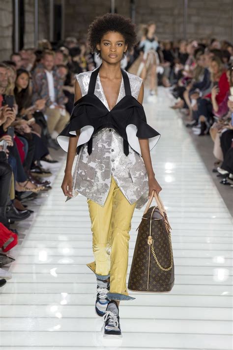 louis vuitton spring 2018 ready to wear fashion show collection