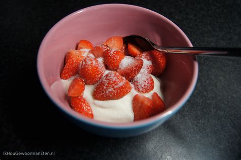 griekse yoghurt met aardbeien ik hou gewoon van eten