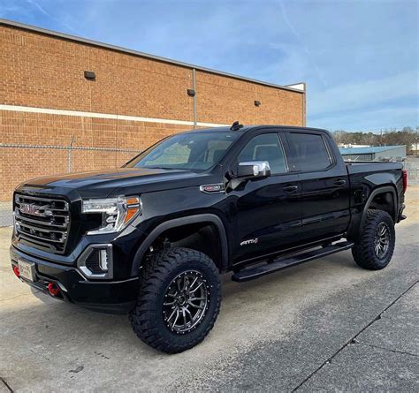 gmc sierra  lifted