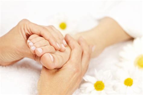 Nice Foot Reflexology Treatments At Luxuriate Massage And Skin Care Port