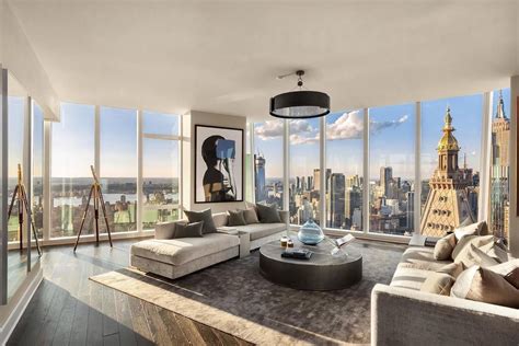 lap  luxury   expansive  york apartments