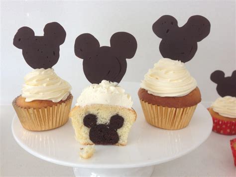 howtocookthat cakes dessert chocolate mickey mouse cupcakes