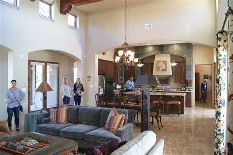 interiors  custom home designs