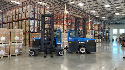 types  material handling equipment  warehouses