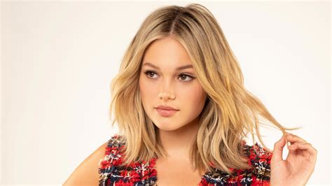 wallpaper olivia holt ~ holt olivia wallpapers actress worth years
