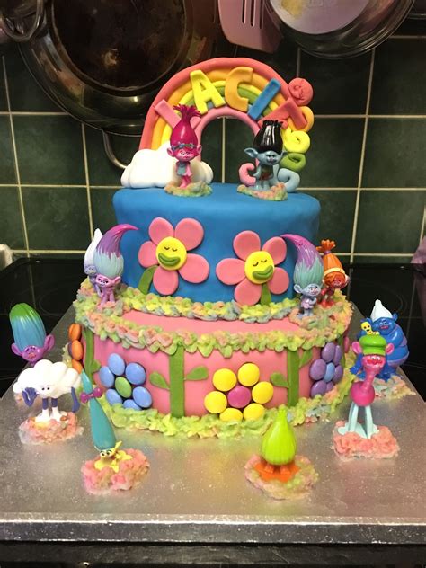 trolls birthday cake teyahs birthday party pinterest birthday