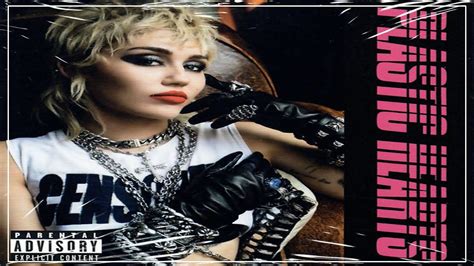Miley Cyrus Plastic Hearts Album Cd Booklet 2020 Youtube