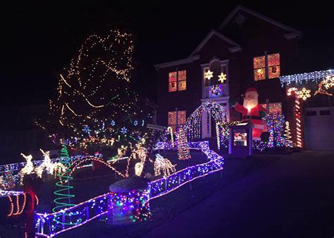 Top 10 Most Impressive Christmas Light Displays In The
