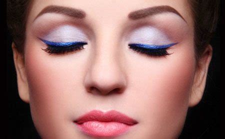 wear blue eyeliner  budget fashionista