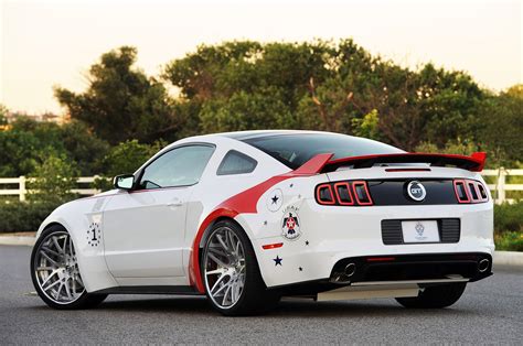 closer     ford mustang usaf