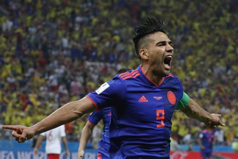 World Cup 2018 Colombia Boost Last 16 Hopes By Elimina