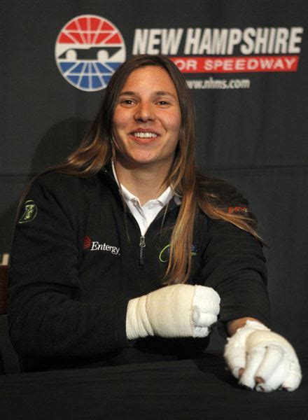De Silvestro Will Have To Deal With Pain At Indy The Blade