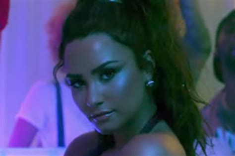 Demi Lovato Sorry Not Sorry Music Video Stars Paris Hilton Jamie Foxx