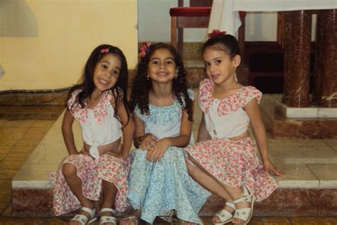 santiago twin girls semana de la puertorriqueñidad puerto rican week