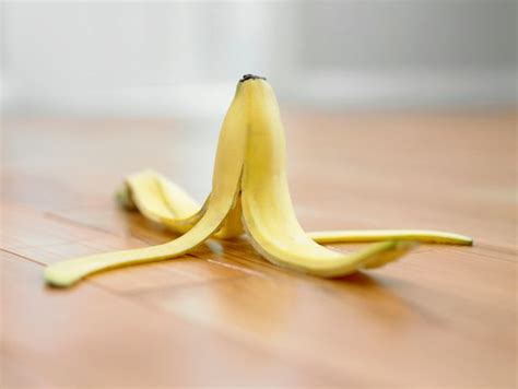 Doctors Urge Men Not To Perform Sex Acts With Banana Peels In Latest