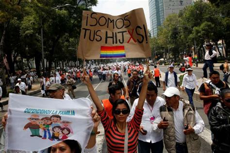 mexican congressional committee votes against same sex