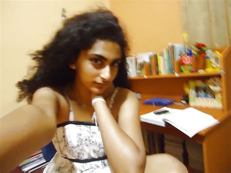 cute desi curly hair college girl naked pakistani sex