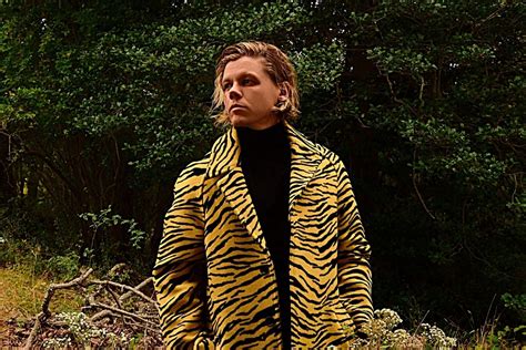 conrad sewell  playing  intimate show   corner hotel  december