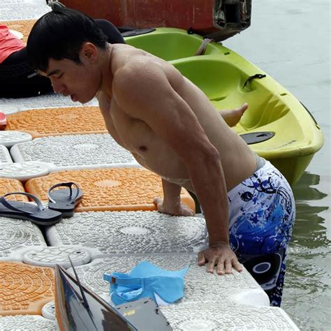 hot taiwanese kayaker queerclick