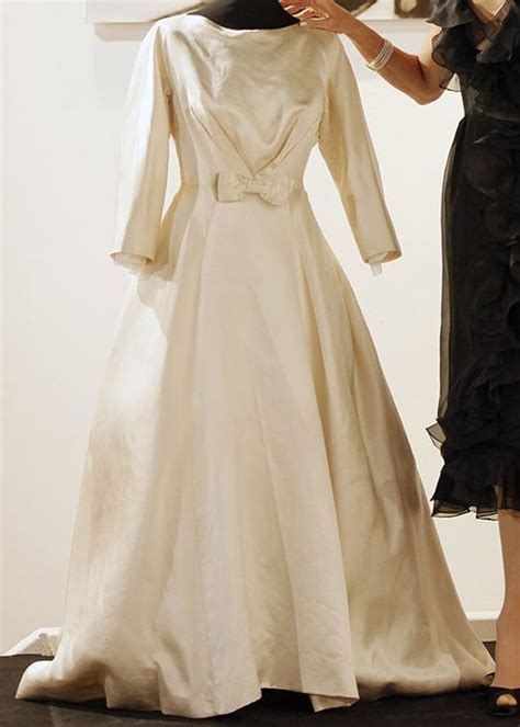 A Look Back At Audrey Hepburn S Iconic Wedding Dresses