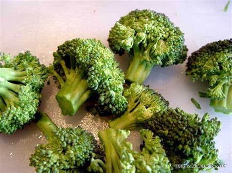 stove top spicy broccoli  cooking