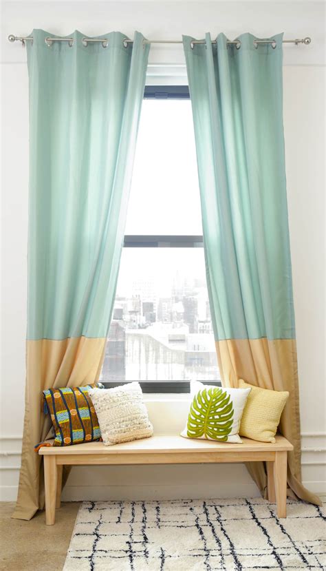 hang curtains dos  donts apartment therapy