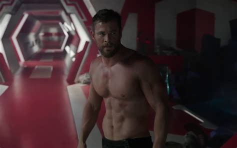 Chris Hemsworth In Thor Ragnarok Ladyboners