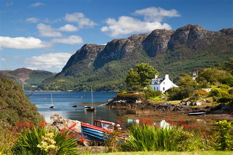 scottish highlands voted  holiday destination   world