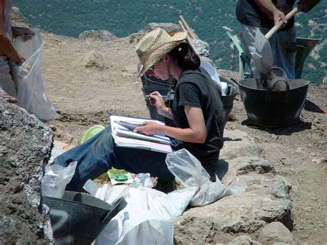 Archaeological Fieldwork Opportunities Bulletin Azoria