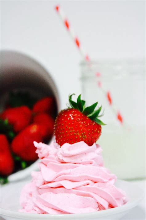 strawberry dessert recipes easy  ingredient strawberry dip