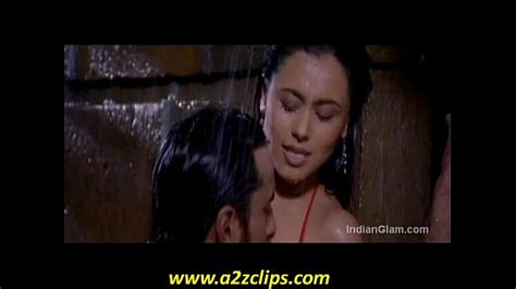 Rani Mukherjee Kiss Stills Hot