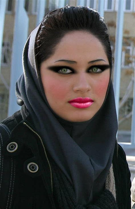 iran politics club sexy muslim women in fashionable sexy chador 5