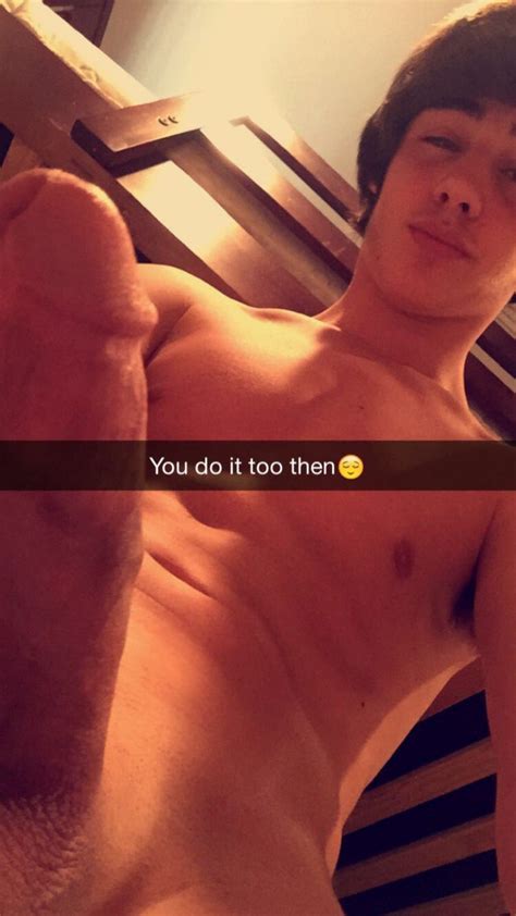 cute snapchat lad naked fit males shirtless and naked