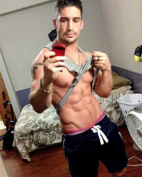 69 Sexy Gym Selfies That’ll Make Your Mouth Water Guyspy